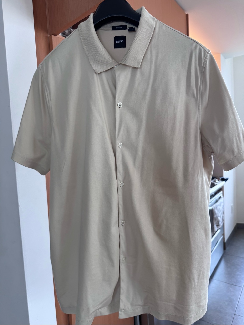 Hugo Boss Men's Short Sleeve Button-Up Shirt in Beige